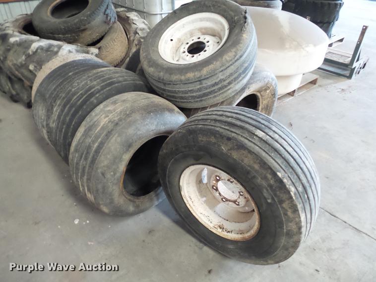image for item DA2415 (23) tires