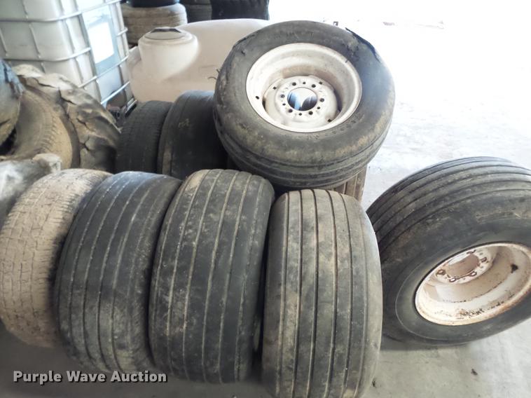 image for item DA2415 (23) tires