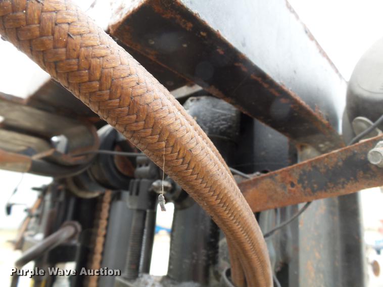 image for item DA2416 Caterpillar forklift