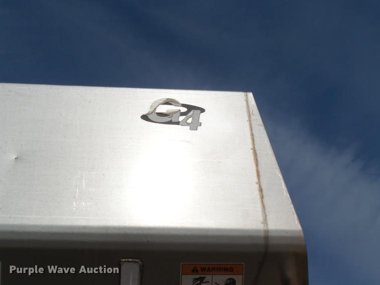 image for item DA2423 2002 Ag-Chem RoGator 1254C self-propelled applicator