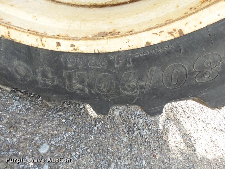 image for item DA2423 2002 Ag-Chem RoGator 1254C self-propelled applicator