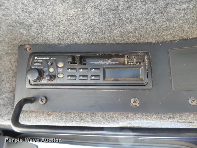 image for item DA2423 2002 Ag-Chem RoGator 1254C self-propelled applicator