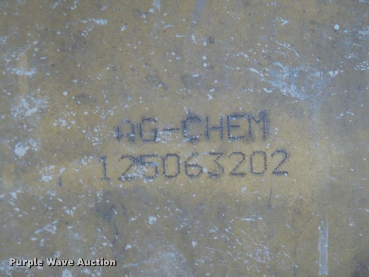 image for item DA2423 2002 Ag-Chem RoGator 1254C self-propelled applicator