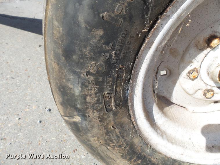 image for item DA2425 Anhydrous ammonia nurse tank