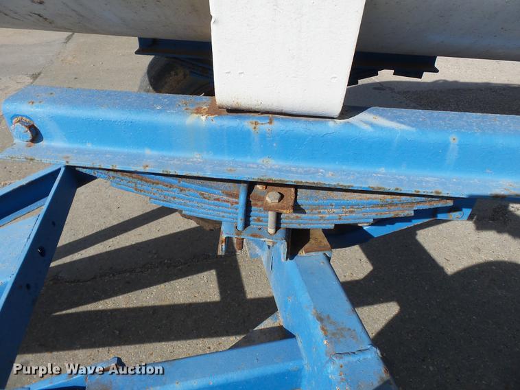 image for item DA2425 Anhydrous ammonia nurse tank