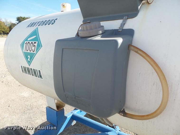 image for item DA2425 Anhydrous ammonia nurse tank
