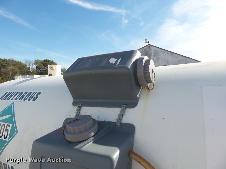 image for item DA2425 Anhydrous ammonia nurse tank