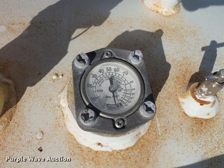 image for item DA2425 Anhydrous ammonia nurse tank