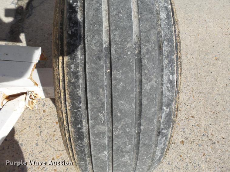 image for item DA2426 Anhydrous ammonia nurse tank