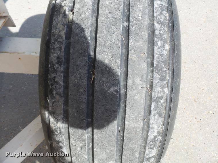 image for item DA2427 Anhydrous ammonia nurse tank