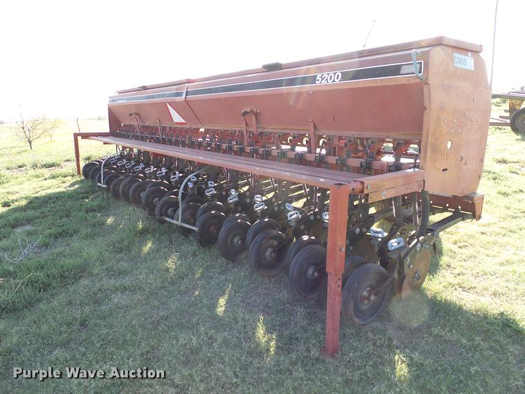 image for item DA6945 Case IH 5200 grain drill