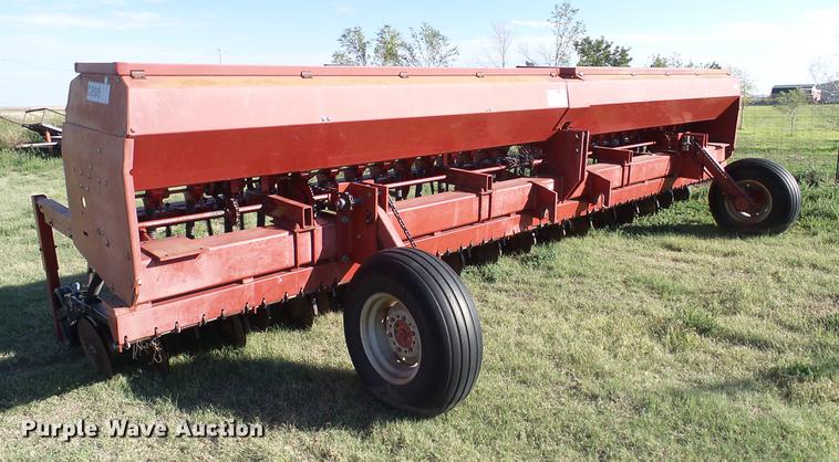 image for item DA6945 Case IH 5200 grain drill