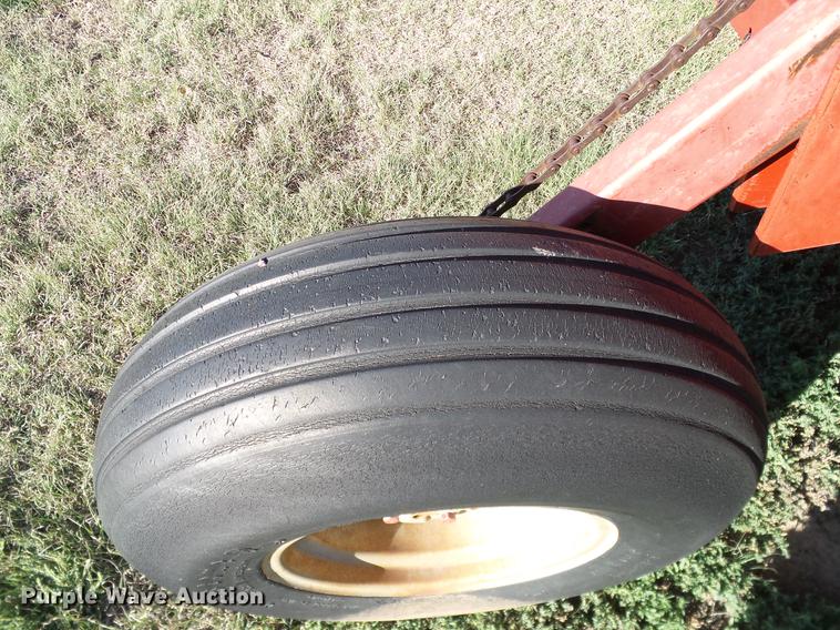 image for item DA6945 Case IH 5200 grain drill