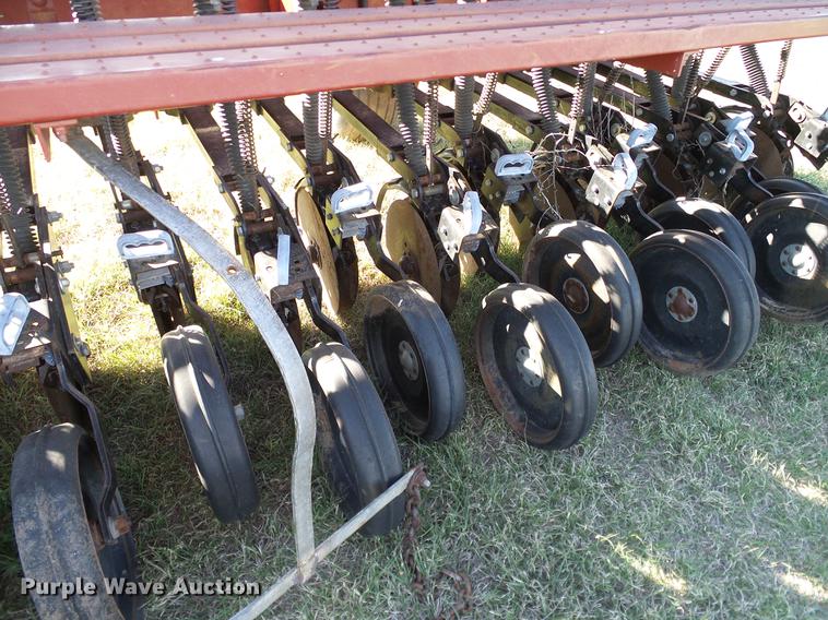 image for item DA6945 Case IH 5200 grain drill