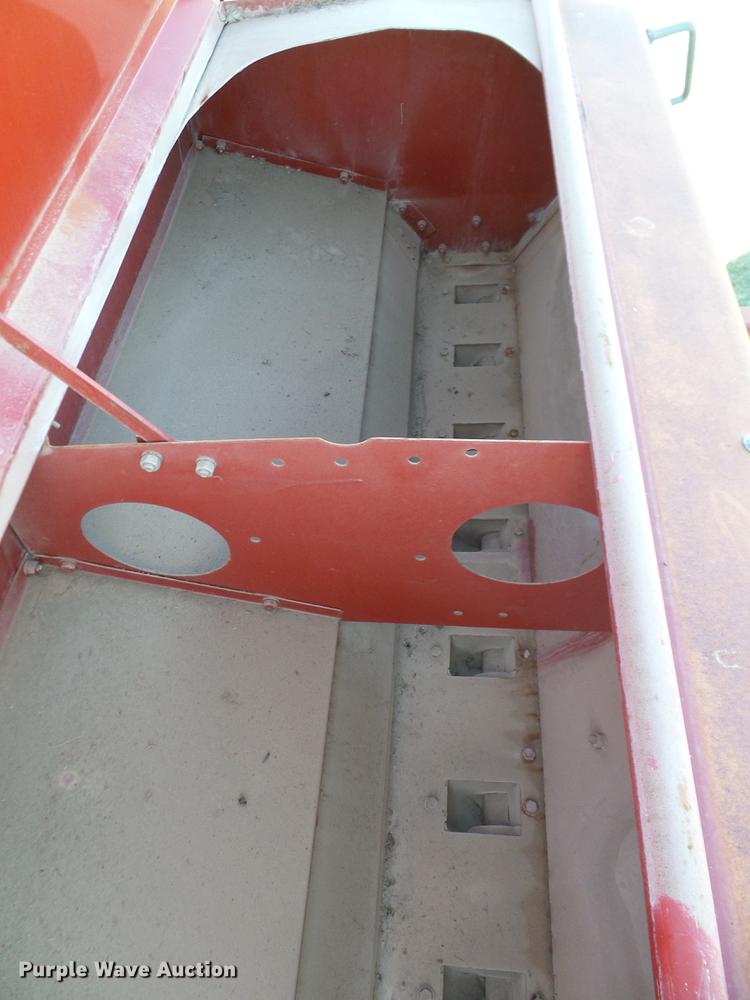 image for item DA6945 Case IH 5200 grain drill