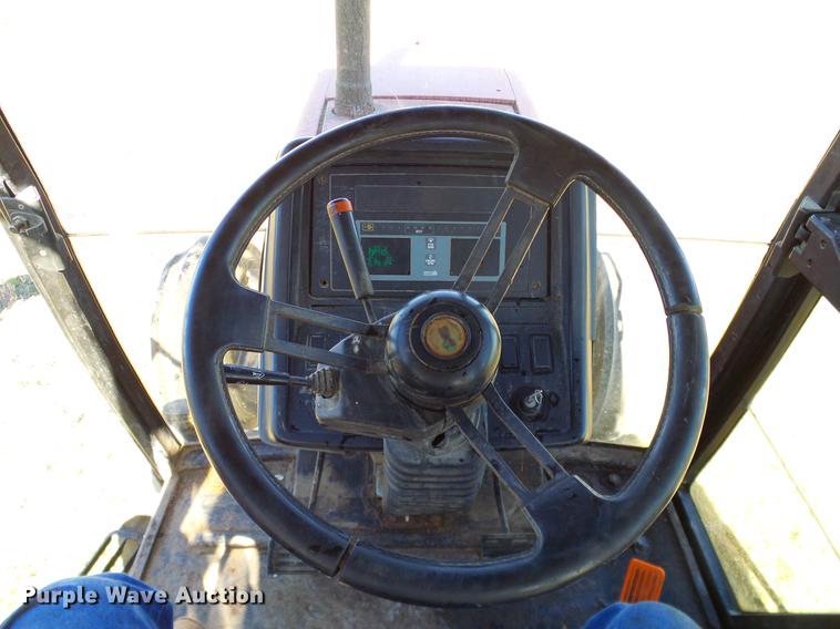 image for item DA6949 1992 Case IH Maxxum 5250 tractor