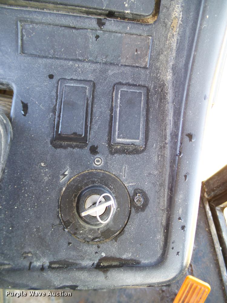 image for item DA6949 1992 Case IH Maxxum 5250 tractor