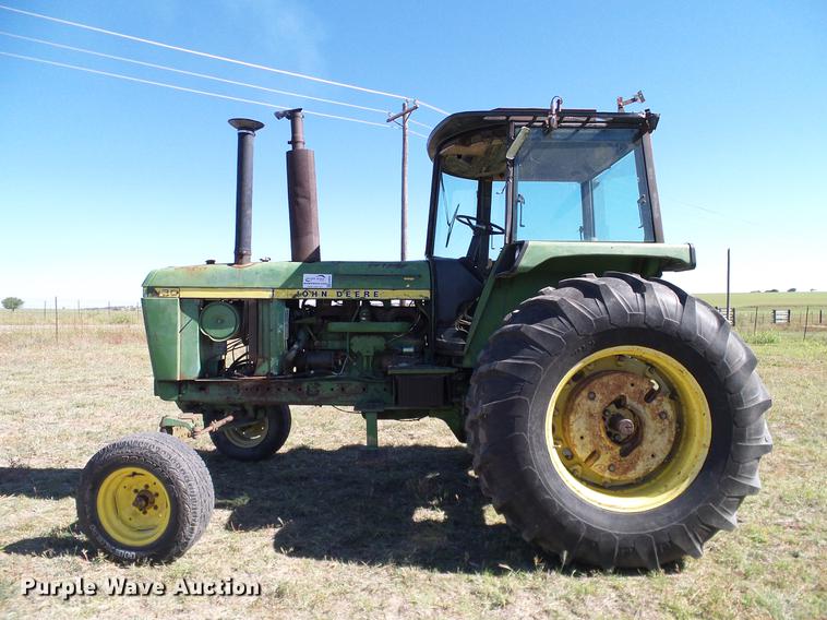 image for item DA6950 1975 John Deere 4430 tractor