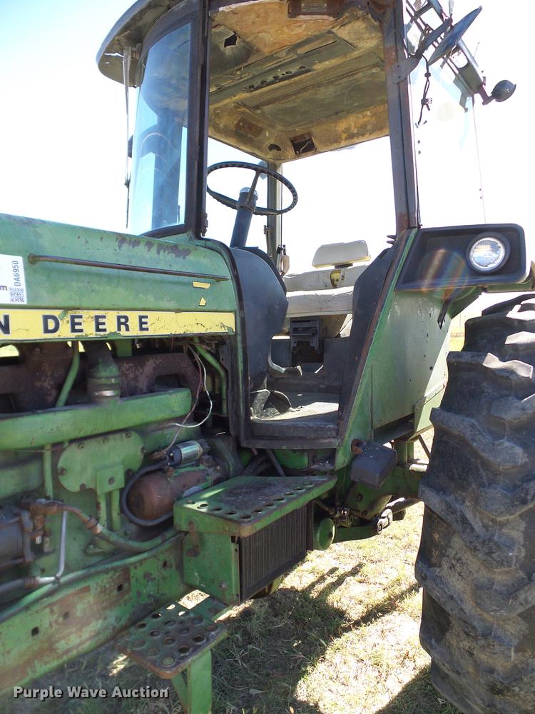 image for item DA6950 1975 John Deere 4430 tractor