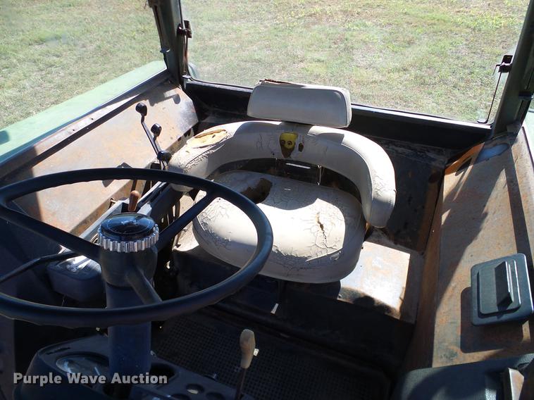 image for item DA6950 1975 John Deere 4430 tractor