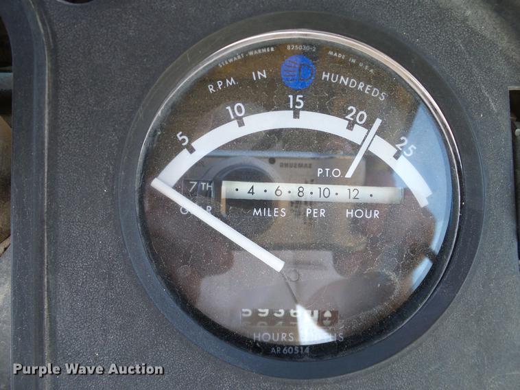 image for item DA6950 1975 John Deere 4430 tractor