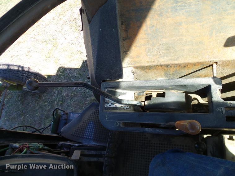 image for item DA6950 1975 John Deere 4430 tractor