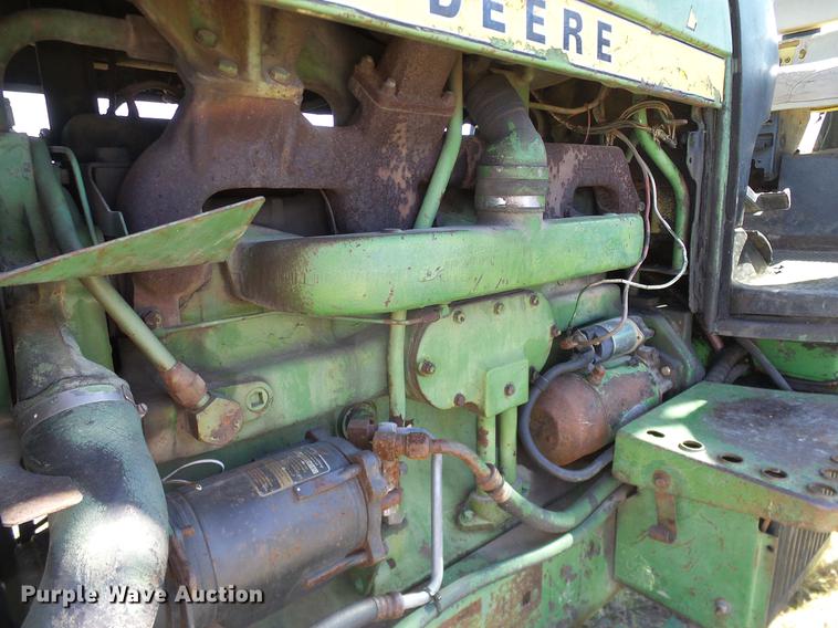 image for item DA6950 1975 John Deere 4430 tractor