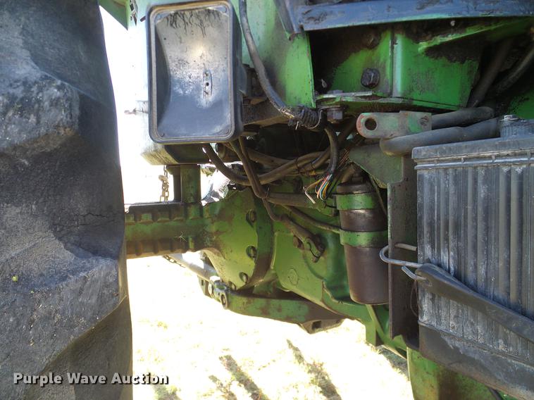 image for item DA6950 1975 John Deere 4430 tractor