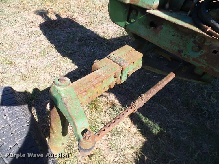 image for item DA6950 1975 John Deere 4430 tractor