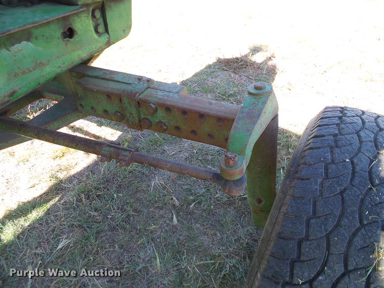 image for item DA6950 1975 John Deere 4430 tractor