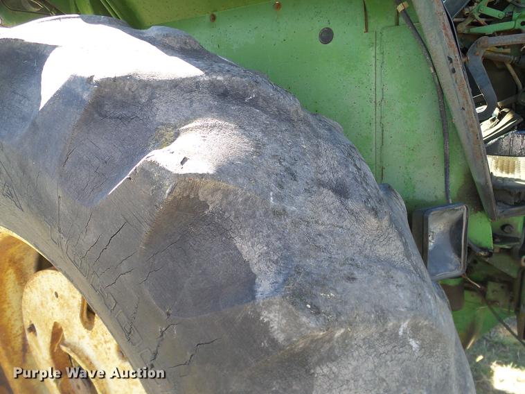 image for item DA6950 1975 John Deere 4430 tractor