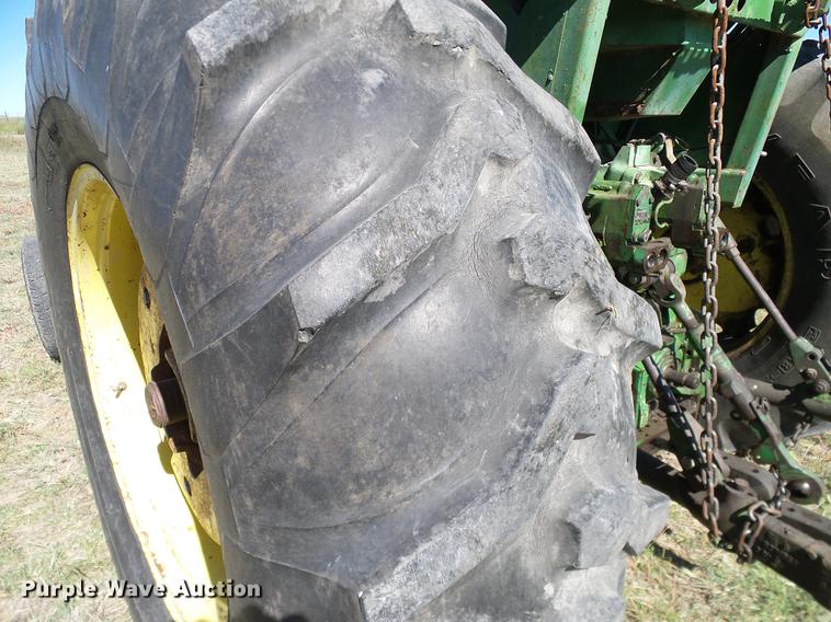 image for item DA6950 1975 John Deere 4430 tractor