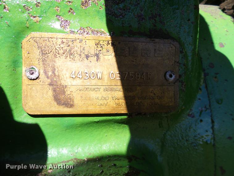 image for item DA6950 1975 John Deere 4430 tractor
