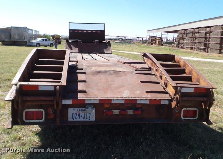 image for item DA6951 1979 Hercules drop deck equipment trailer