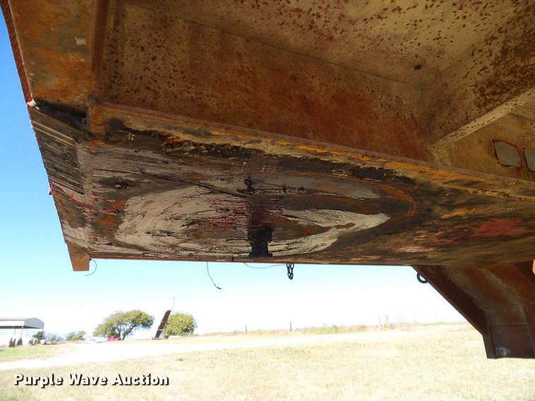 image for item DA6951 1979 Hercules drop deck equipment trailer