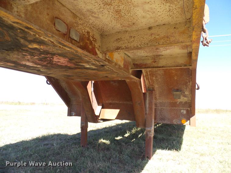 image for item DA6951 1979 Hercules drop deck equipment trailer