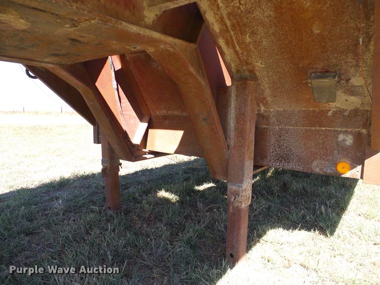 image for item DA6951 1979 Hercules drop deck equipment trailer