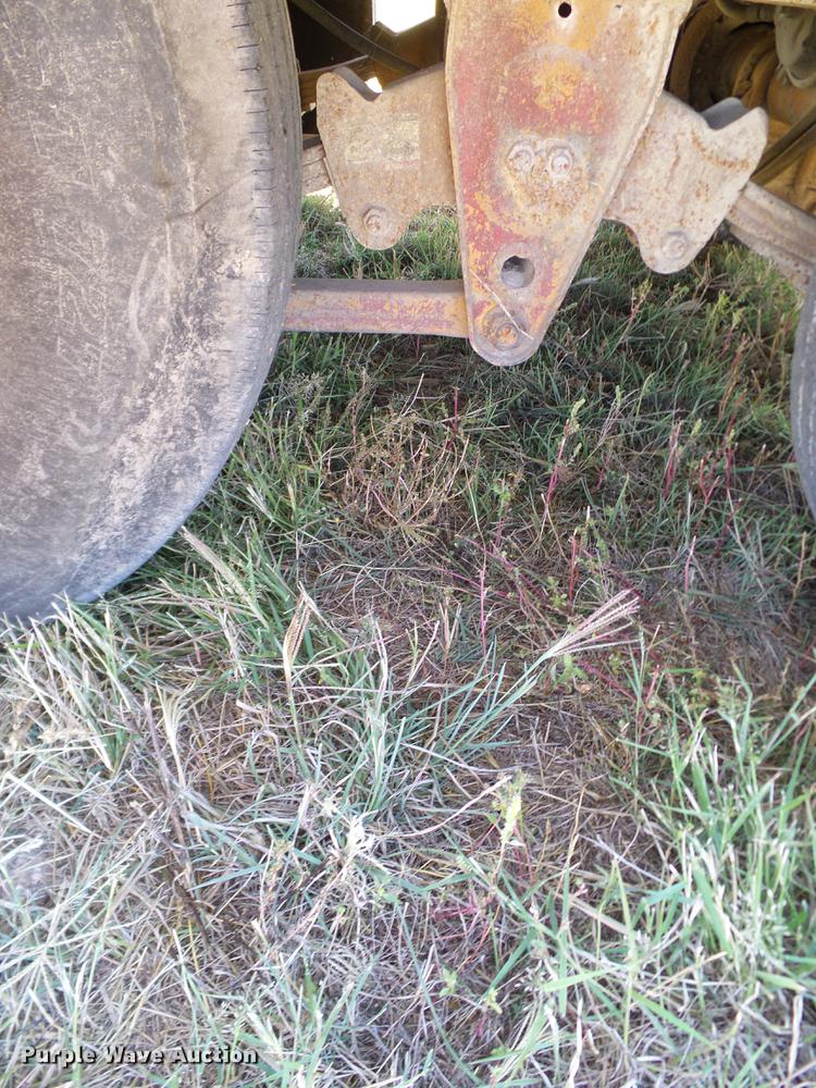 image for item DA6951 1979 Hercules drop deck equipment trailer