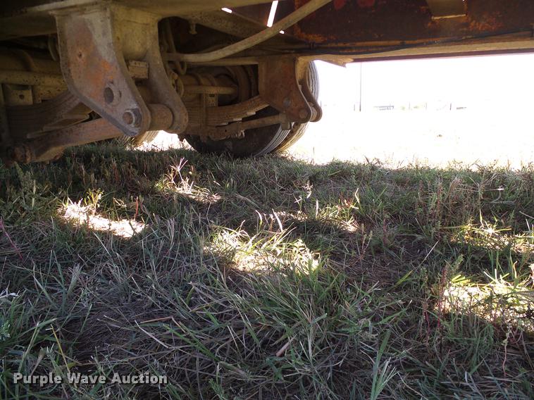 image for item DA6951 1979 Hercules drop deck equipment trailer