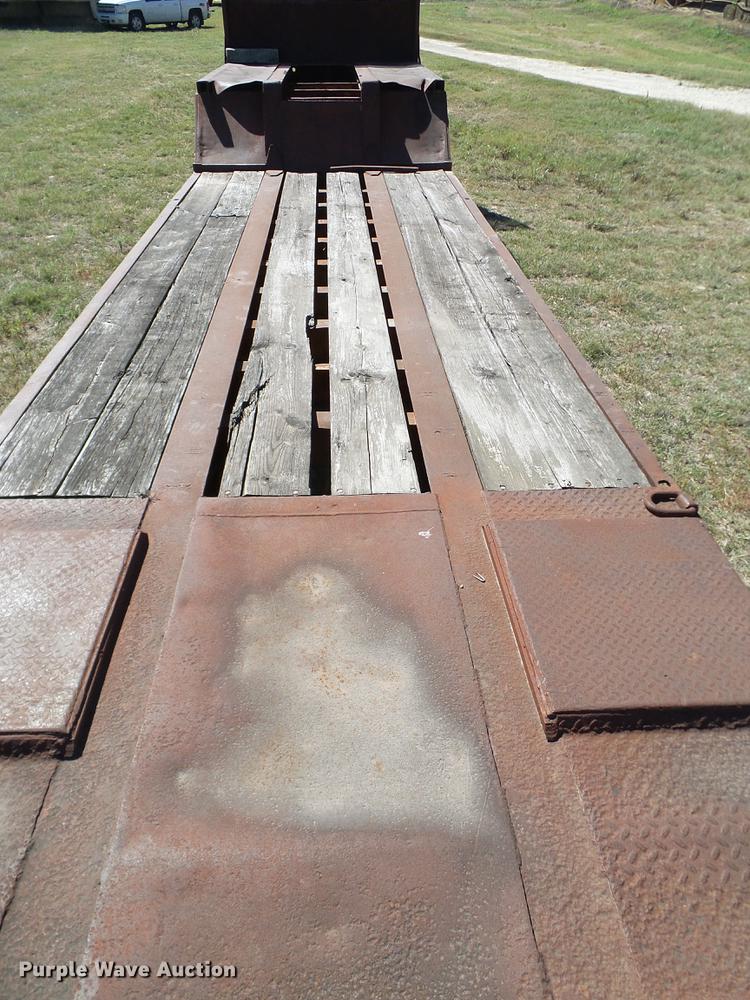 image for item DA6951 1979 Hercules drop deck equipment trailer