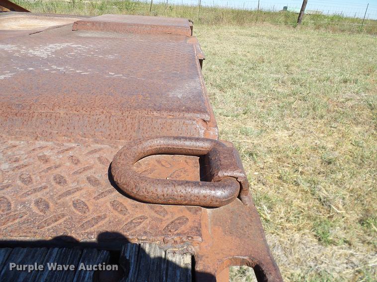 image for item DA6951 1979 Hercules drop deck equipment trailer