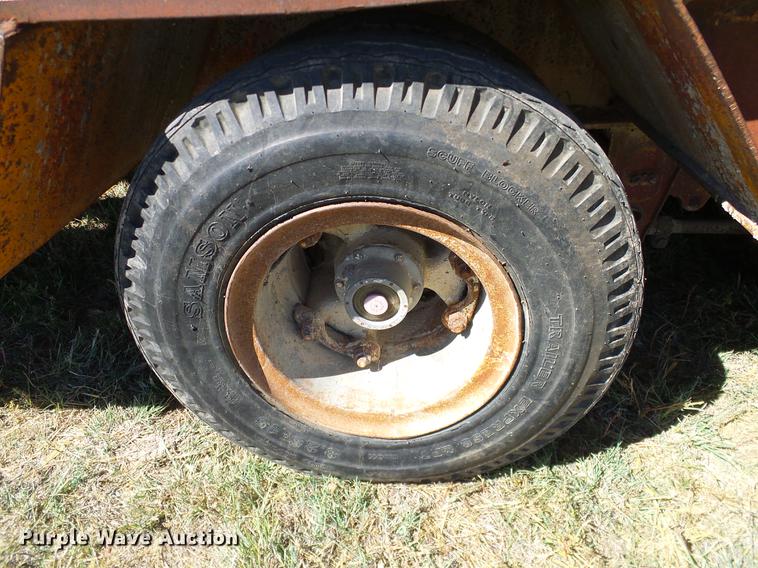 image for item DA6951 1979 Hercules drop deck equipment trailer