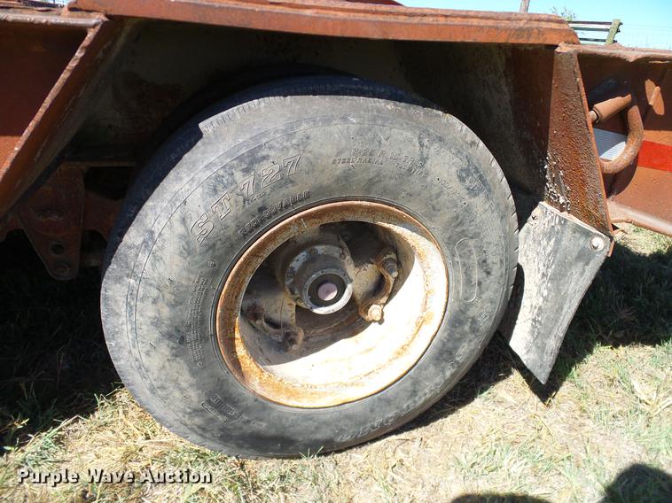 image for item DA6951 1979 Hercules drop deck equipment trailer