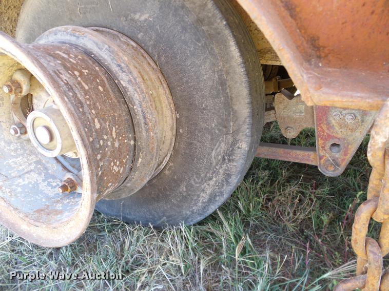 image for item DA6951 1979 Hercules drop deck equipment trailer