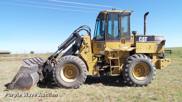image for item DA6952 1993 Caterpillar IT18F wheel loader