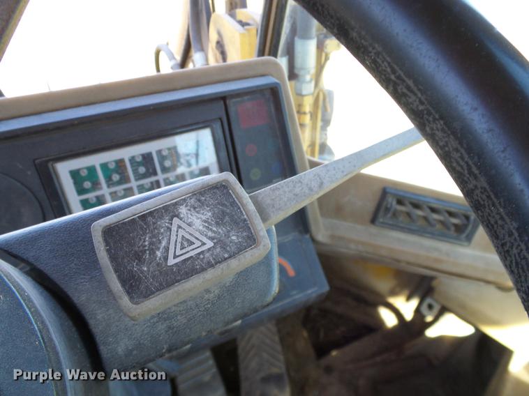 image for item DA6952 1993 Caterpillar IT18F wheel loader