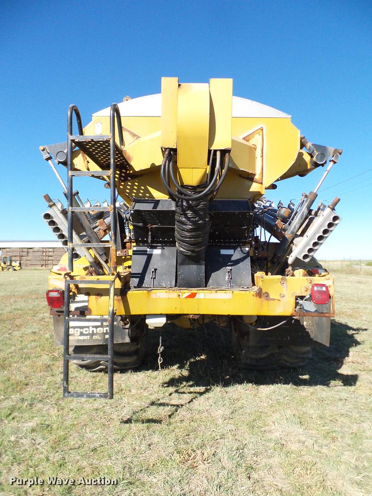 image for item DA6953 2005 Ag-Chem TerraGator 8104 self-propelled applicator