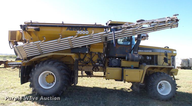 image for item DA6953 2005 Ag-Chem TerraGator 8104 self-propelled applicator