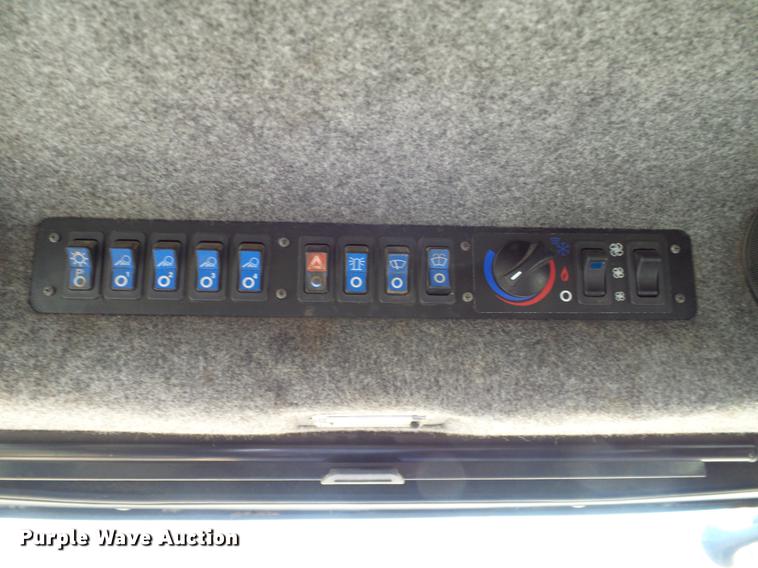 image for item DA6953 2005 Ag-Chem TerraGator 8104 self-propelled applicator