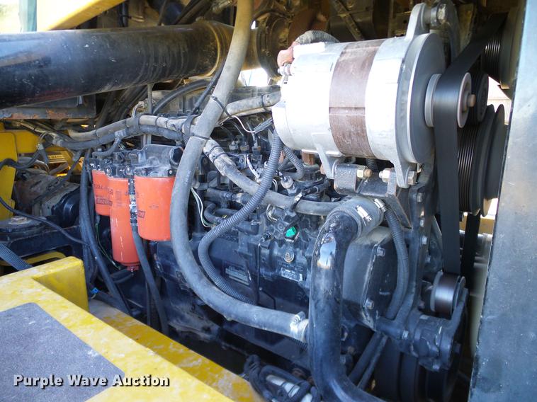 image for item DA6953 2005 Ag-Chem TerraGator 8104 self-propelled applicator